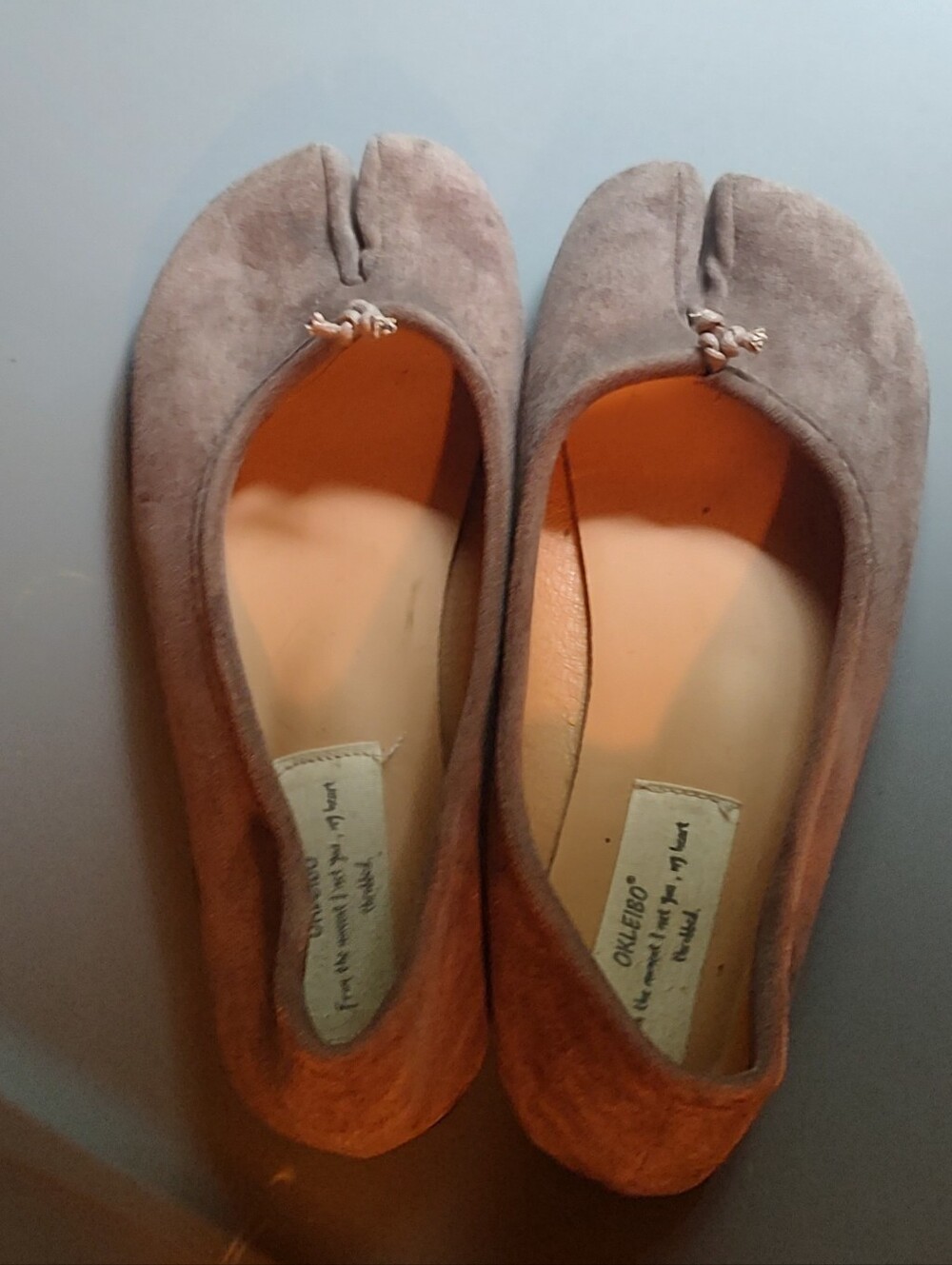 Tabi Split-Toe Ballet Flats Warm Gray